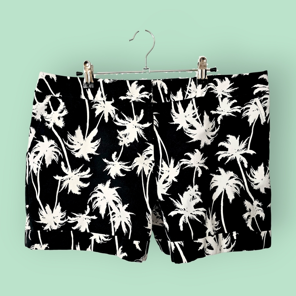 Apt. 9 Black and White Palm Tree Print Shorts - Size 16